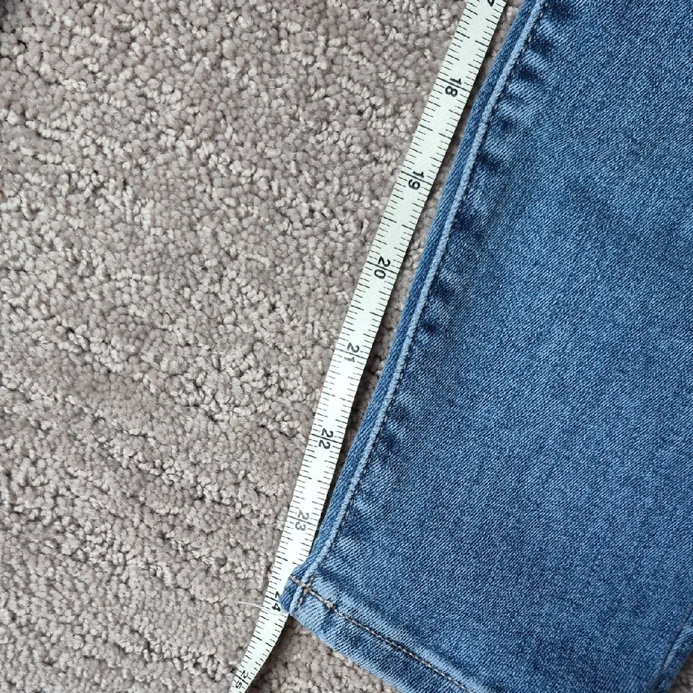 Lucky Brand Classic High-Rise Women's Blue Jeans SZ 26 - Picture 4 of 10
